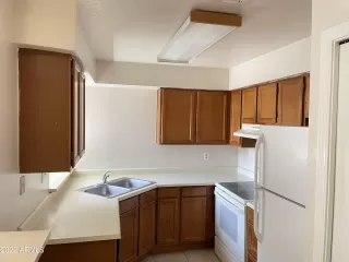 Photo #2: 6411541 Listing 