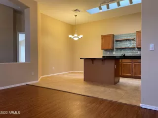 Photo #2: 6411850 Listing 