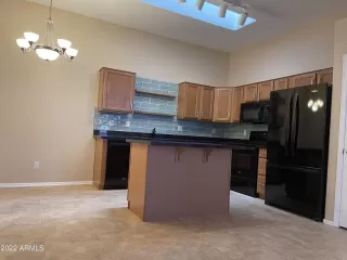 Photo #3: 6411850 Listing 