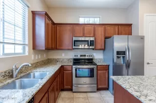 Photo #3: 6411894 Listing