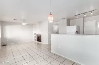 Photo #4: 6411898 Listing