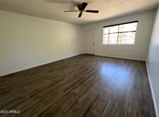 Photo #4: 6412136 Listing