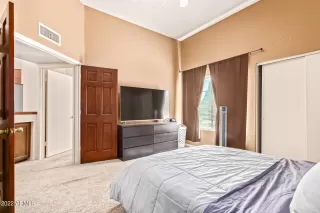 Photo #5: 6412234 Listing