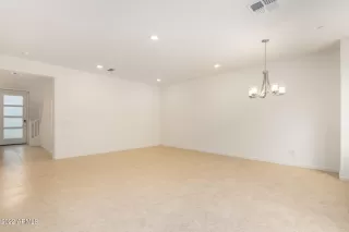 Photo #6: 6412334 Listing 