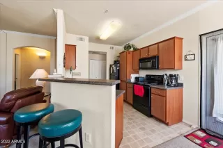 Photo #6: 6412631 Listing