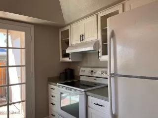 Photo #4: 6412682 Listing