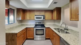 Photo #1: 6412713 Listing