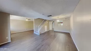 Photo #3: 6412713 Listing