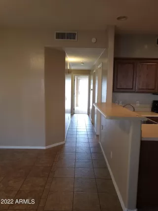 Photo #6: 6412848 Listing