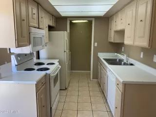 Photo #4: 6413056 Listing