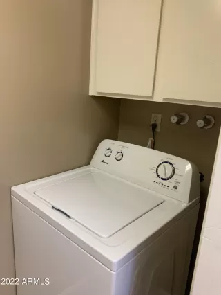 Photo #6: 6413056 Listing