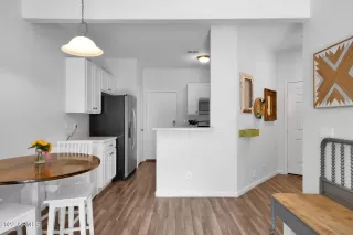 Photo #3: 6413109 Listing