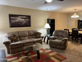 Photo #4: 6413380 Listing