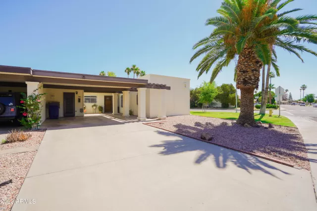 MLS: 6413381 Condo For Sale