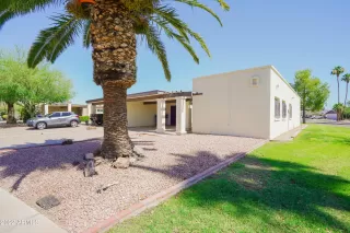 Photo #2: 6413381 Listing 