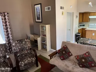 Photo #4: 6413649 Listing