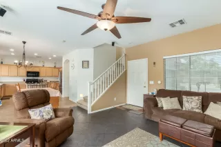 Photo #3: 6413669 Listing