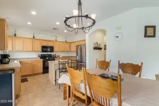 Photo #4: 6413669 Listing