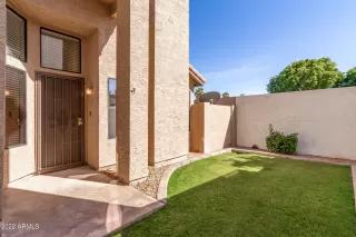 Photo #4: 6413764 Listing