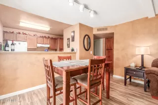 Photo #4: 6413821 Listing