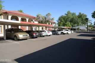 Photo #6: 6413919 Listing