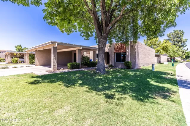 MLS: 6413940 Condo For Sale