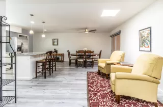 Photo #4: 6413940 Listing