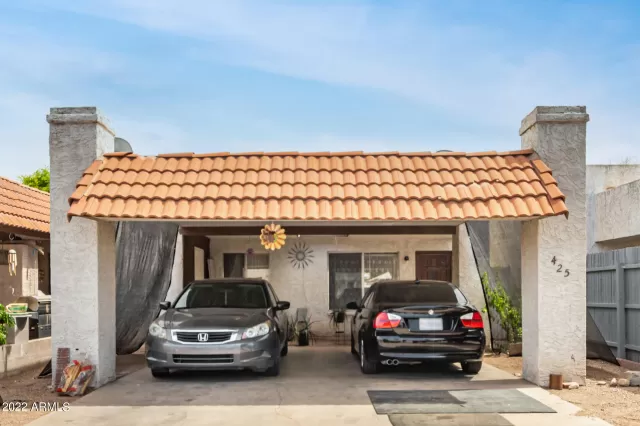 MLS: 6414023 Condo For Sale