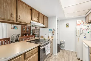 Photo #2: 6414023 Listing