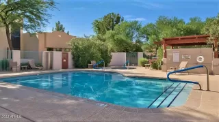 Photo #5: 6414163 Listing