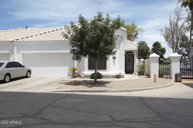 MLS: 6414166 Condo For Sale