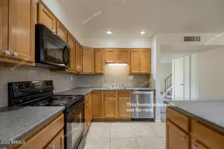 Photo #1: 6414190 Listing 