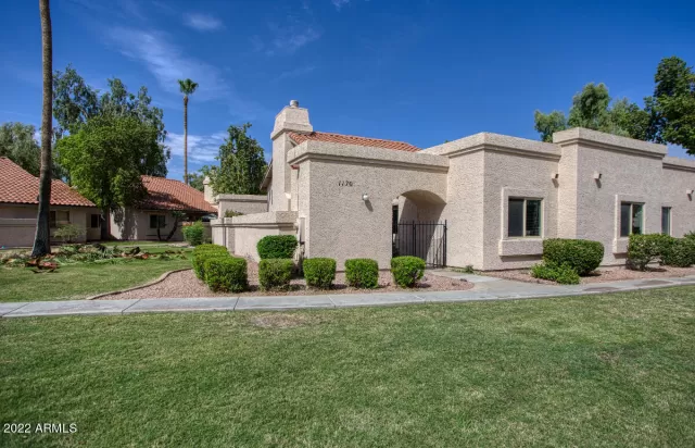 MLS: 6414210 Condo For Sale