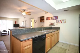 Photo #5: 6414360 Listing 