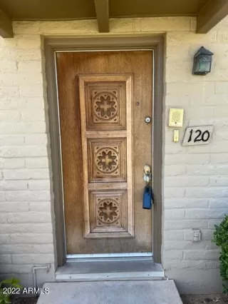 Photo #5: 6414451 Listing