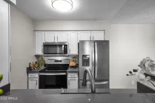 Photo #2: 6414494 Listing