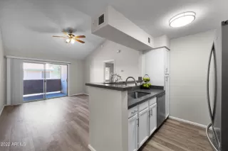 Photo #4: 6414494 Listing