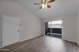 Photo #5: 6414494 Listing