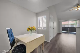 Photo #6: 6414494 Listing