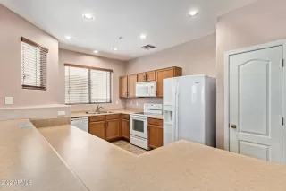 Photo #2: 6414581 Listing