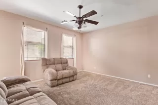 Photo #6: 6414581 Listing