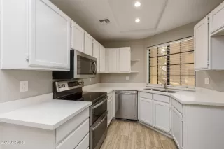 Photo #1: 6414879 Listing 