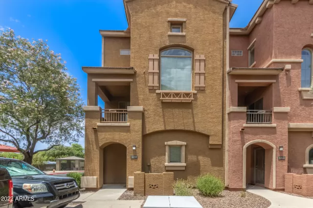 MLS: 6414903 Condo For Sale