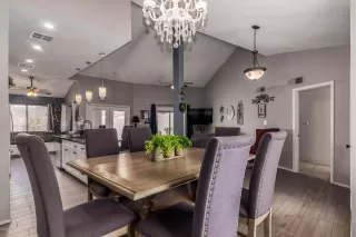 Photo #3: 6414904 Listing