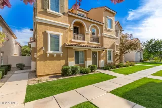 Photo #1: 6415026 Listing