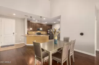 Photo #5: 6415097 Listing 