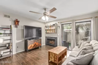 Photo #3: 6415112 Listing 