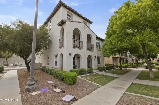 MLS: 6415121 Condo For Sale