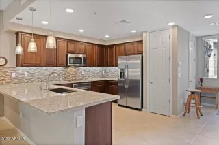 Photo #3: 6415294 Listing