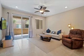 Photo #6: 6415294 Listing